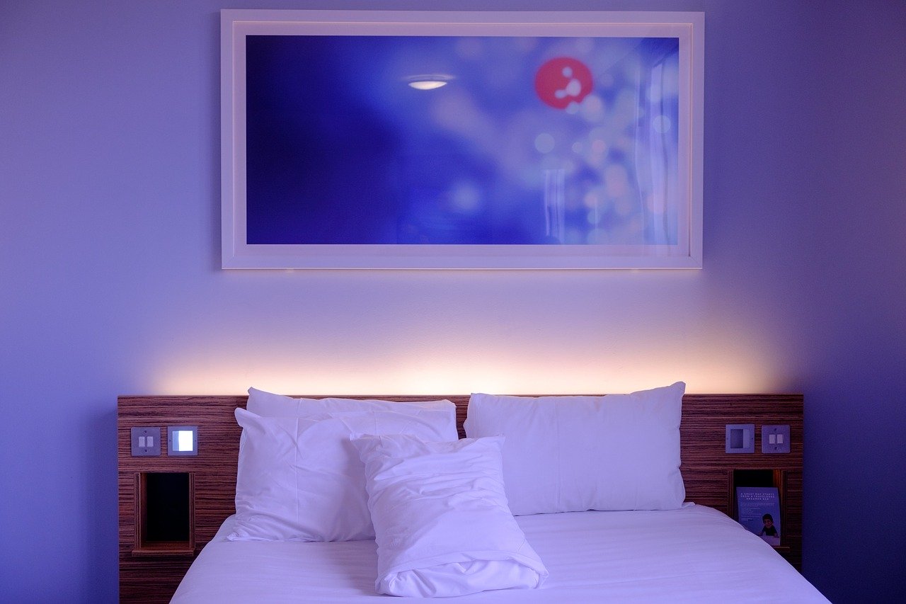 bedroom, hotel room, white