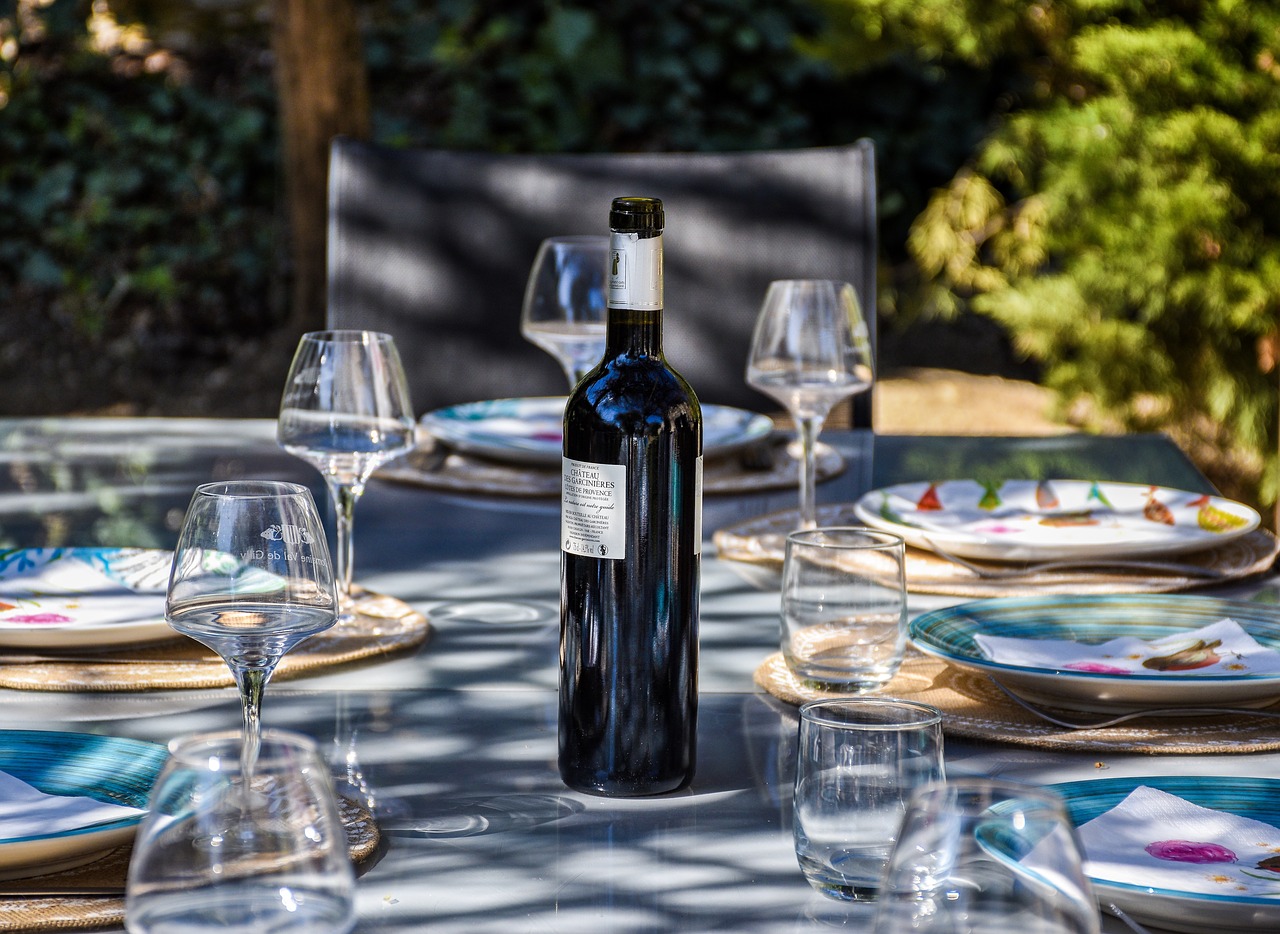 wine, glasses, place settings-4095479 wine, glasses, place settings